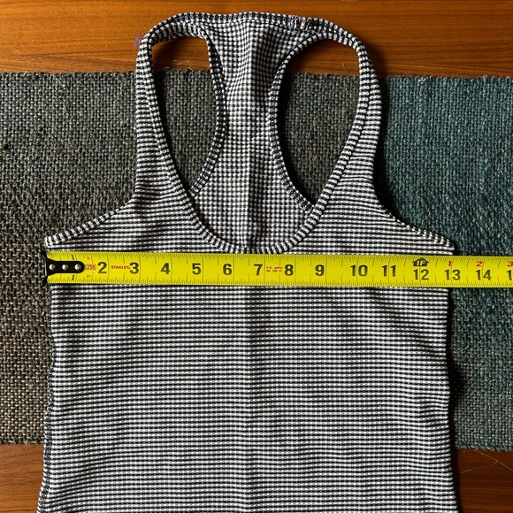 Lululemon Tank Top Gingham Navy & White SZ 4 - Picture 4 of 4